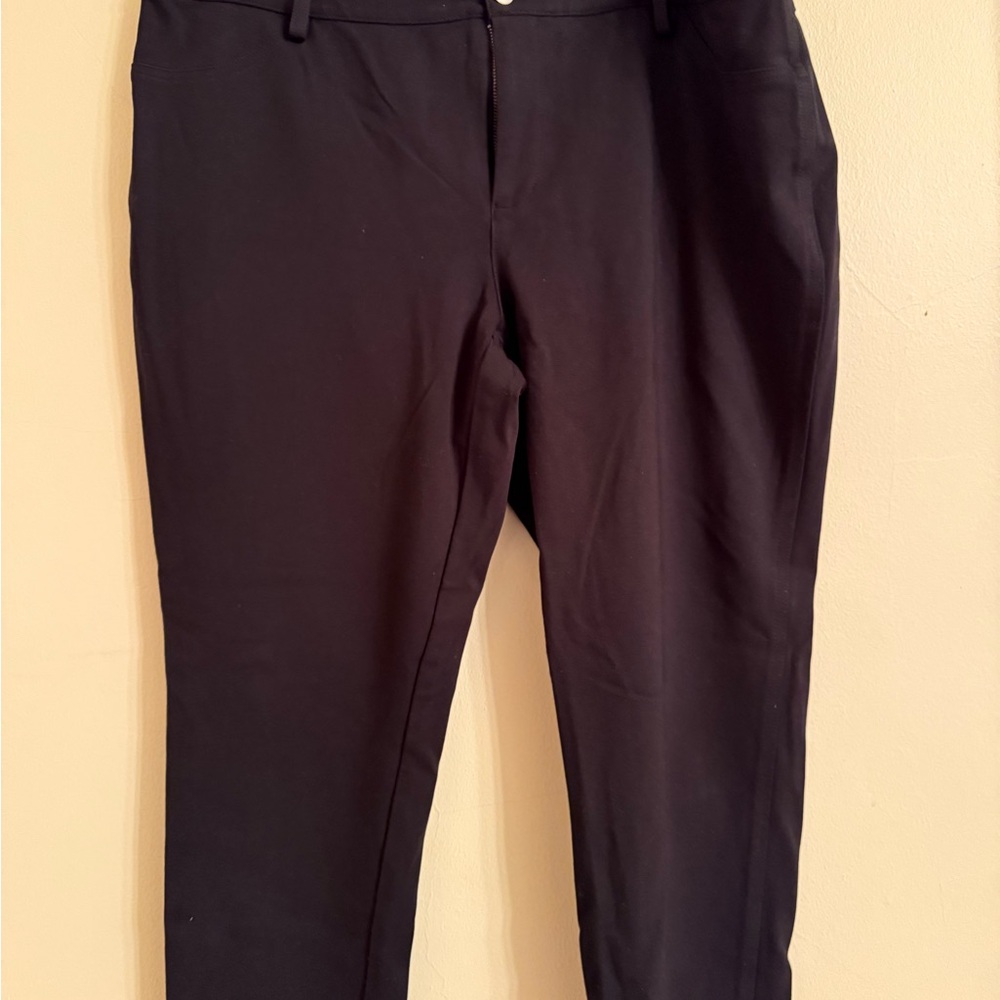 Crown & Ivy Women's Black Pants - Picture 4 of 4